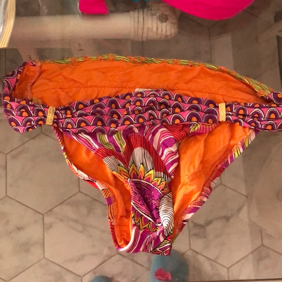 Trina Turk - Picture 1 of 2